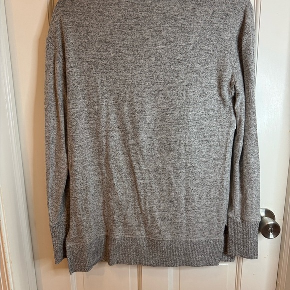 NFL Gray V-Neck Packers Sweater - Picture 4 of 7